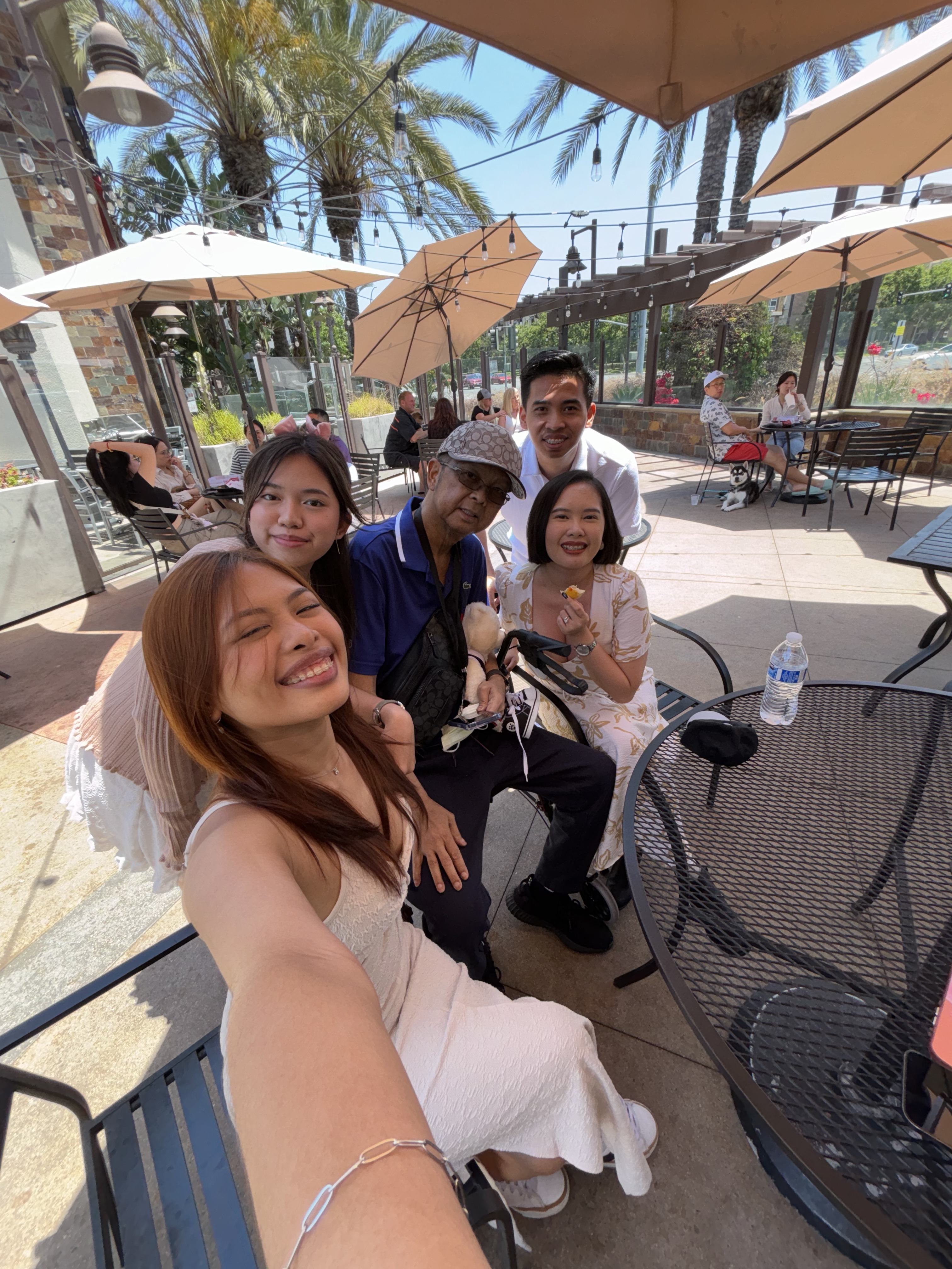 Lunch @ The Kickin' Crab