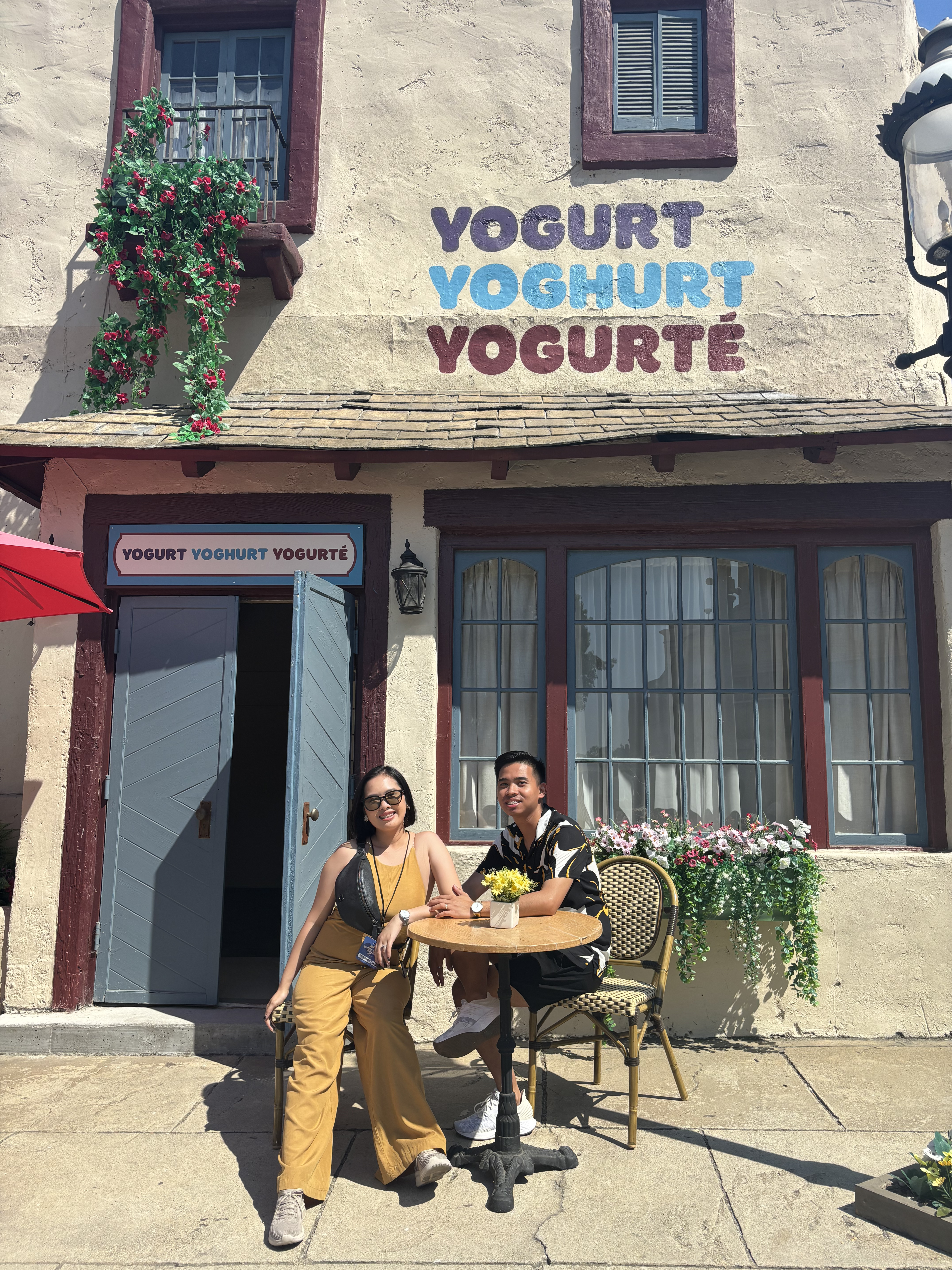 AJ and Kwe @ The Good Place set
