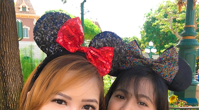 Kwe + Yey @ disneyland HK