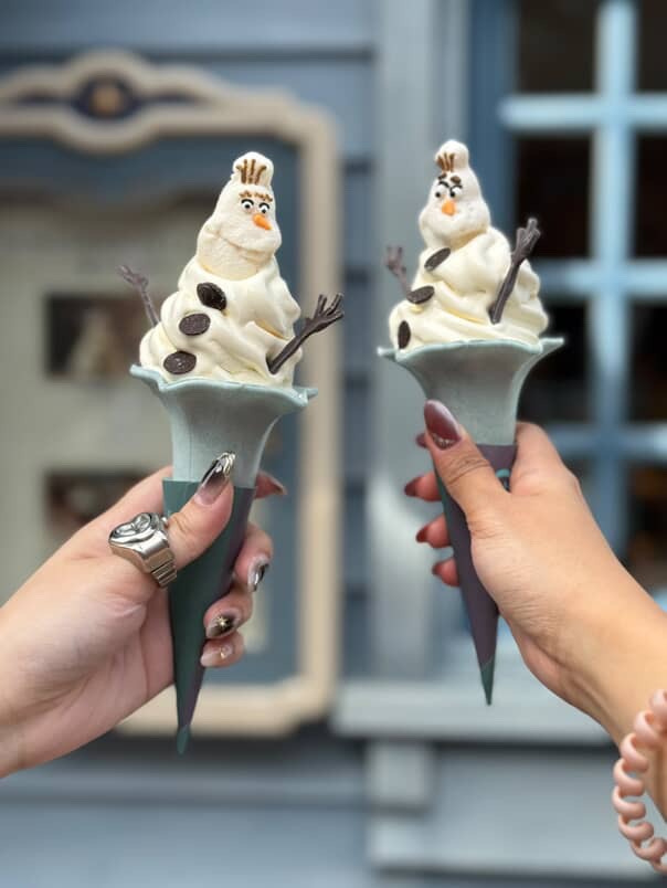 Olaf ice cream in Frozen World, Disneyland
