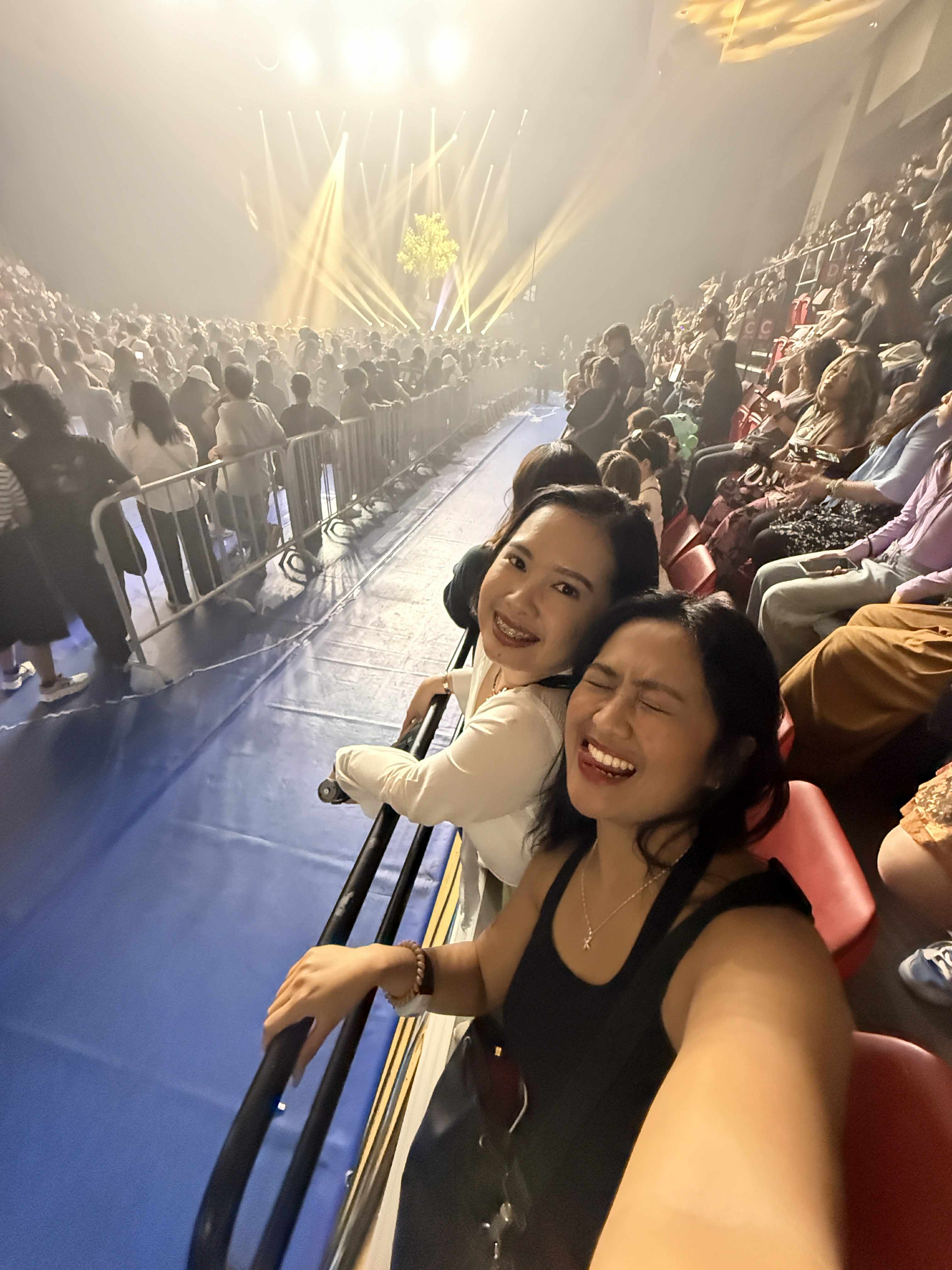 Kwe + Yey @ SB19's concert