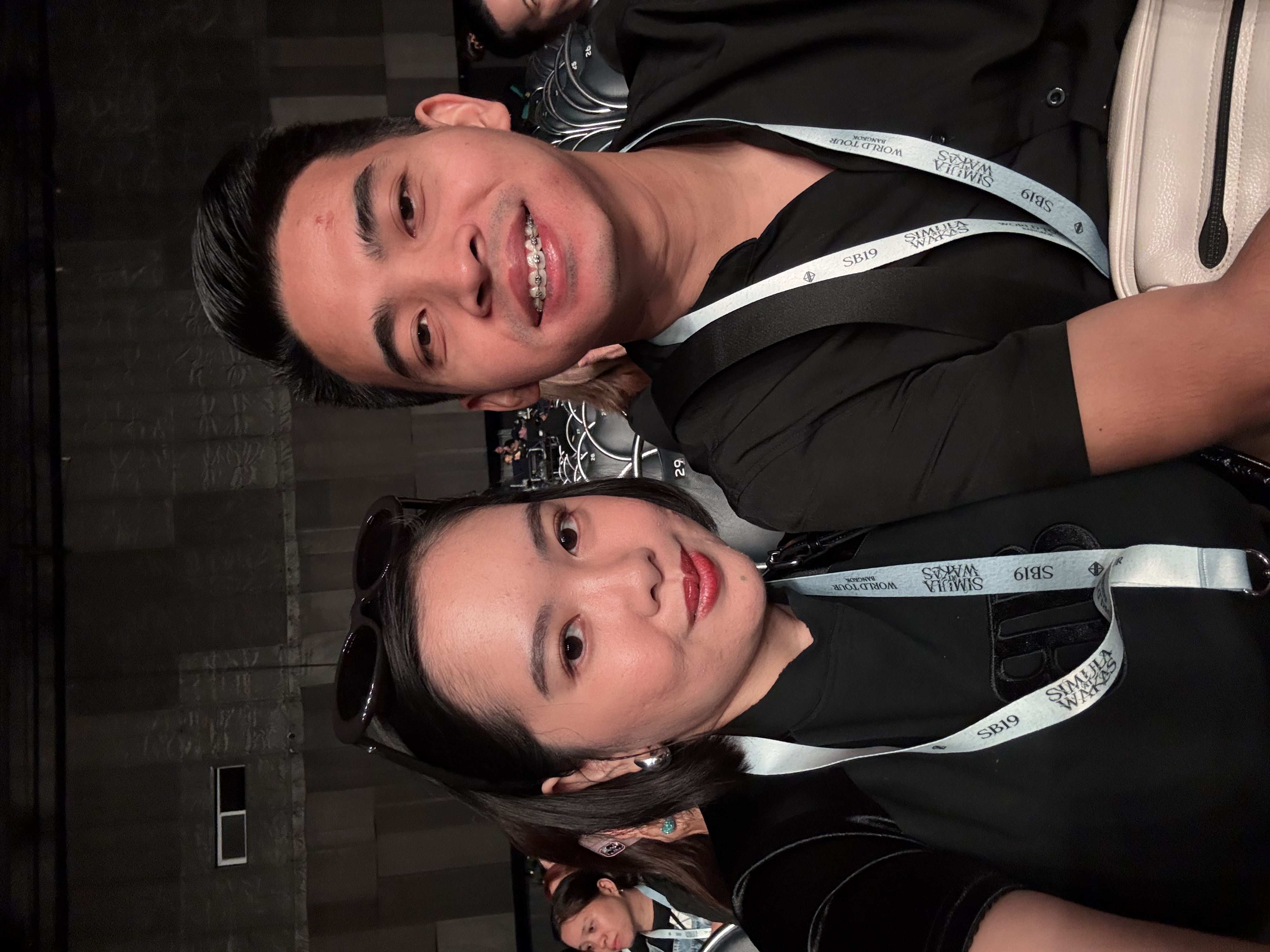 AJ and Kwe before the concert starts