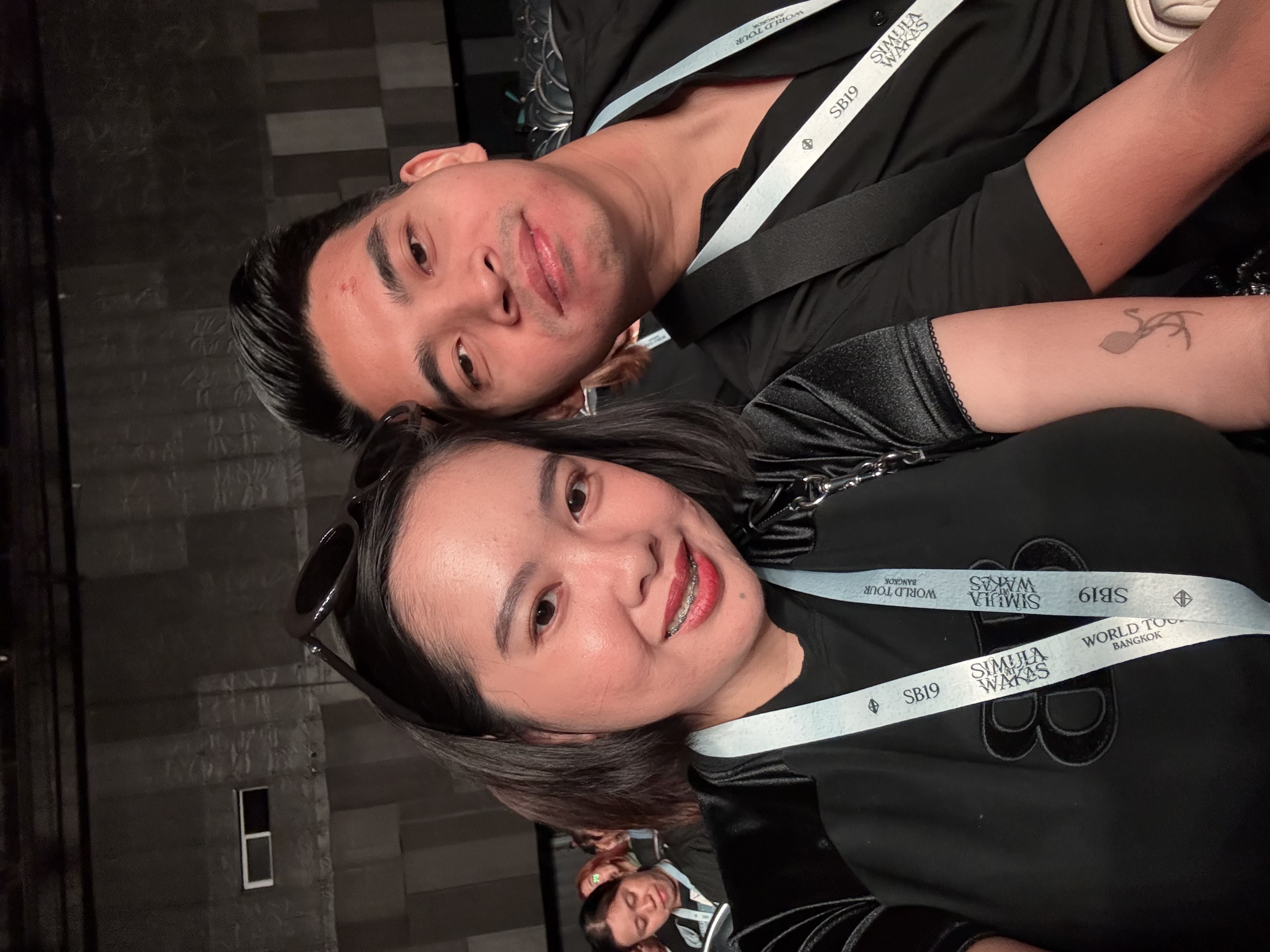 AJ and Kwe before the concert starts