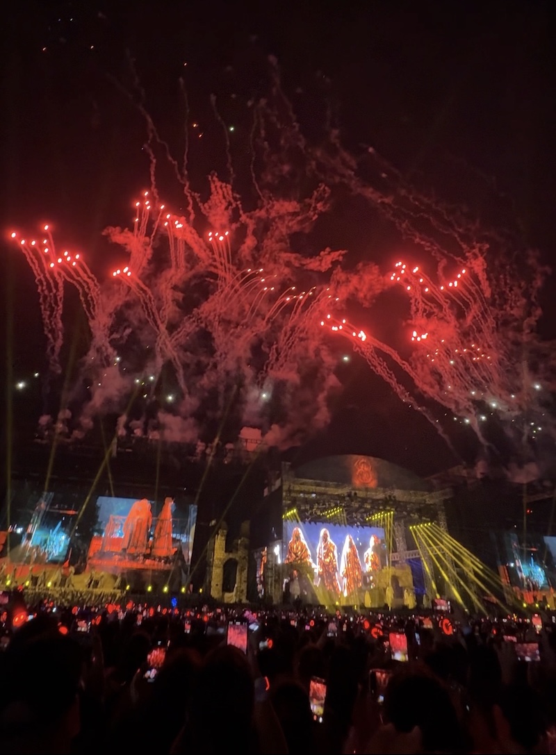 SB19 Wakas at Simula finale intro fireworks