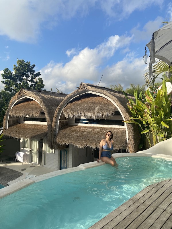 Gwe at Gravity Hotel pool