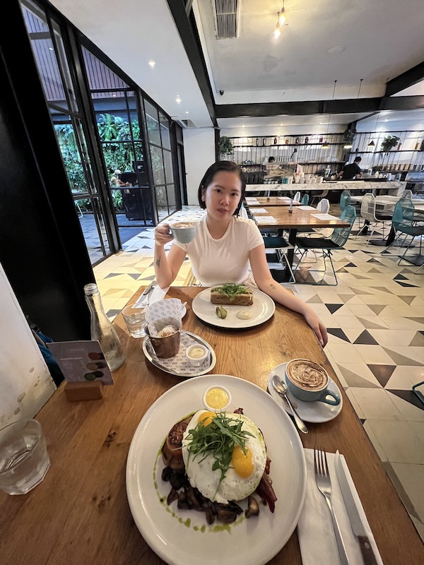 Gwe at Sisterfields Bali