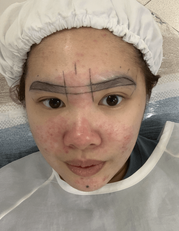 Kwe selfie with grid on my brows